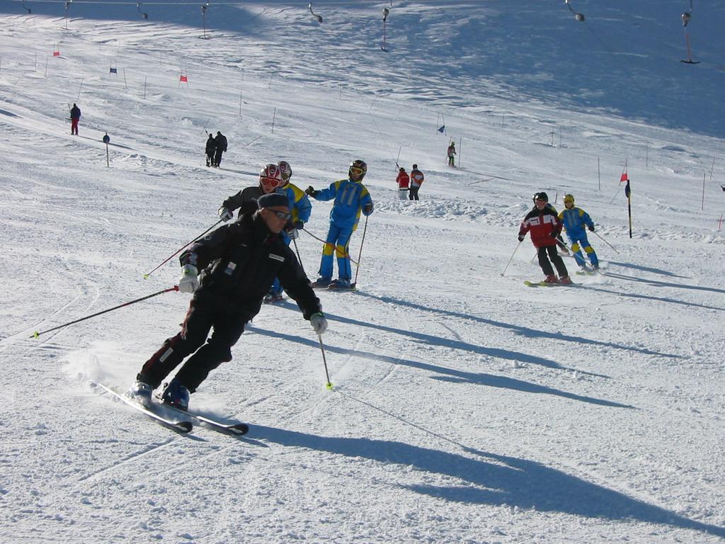 Berghaus Drei Tannen Hotel Oetz Ngoại thất bức ảnh